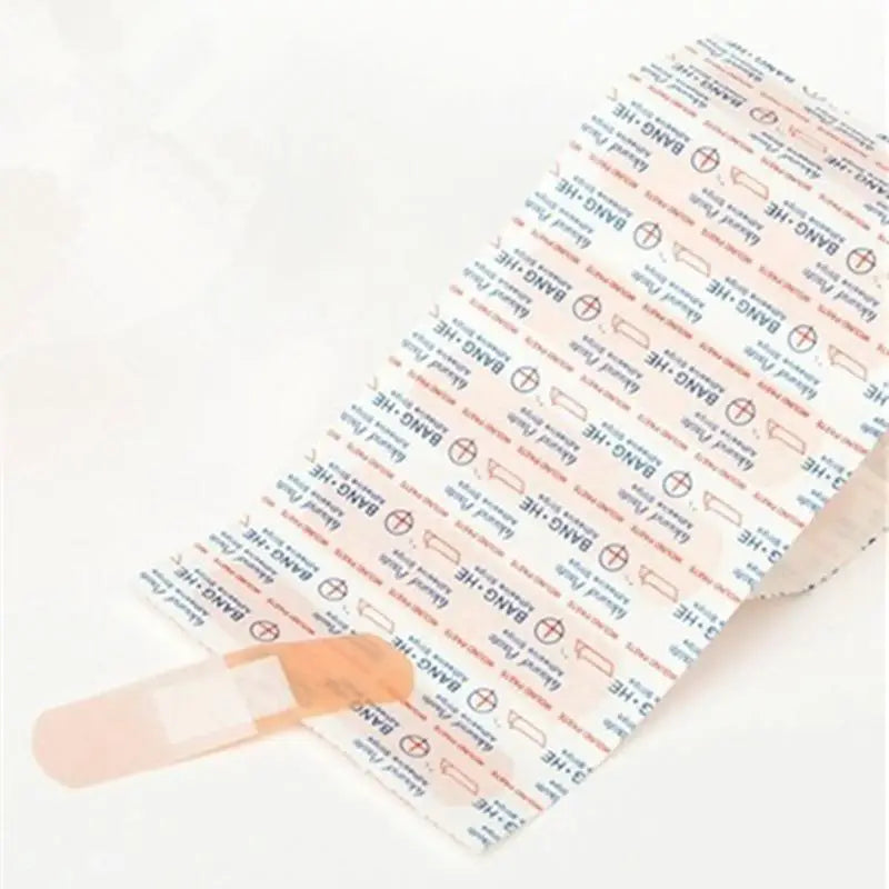 100Pcs Adhesive Bandage Plasters – 4 Sizes First Aid Kit Adhesive Bandage Kit Babs 100Pcs
