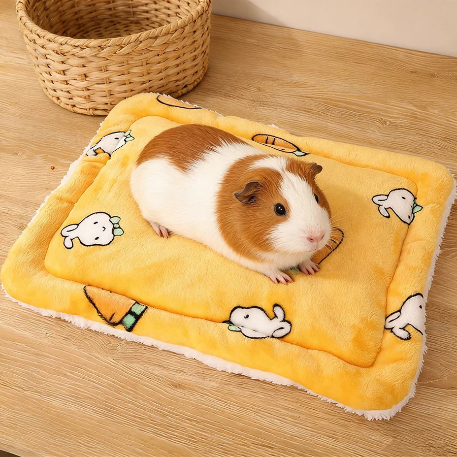 Warm Small Animal Bed Mat – Rabbit, Hamster, Guinea Pig Nest Small Animal Bed Mat Babs