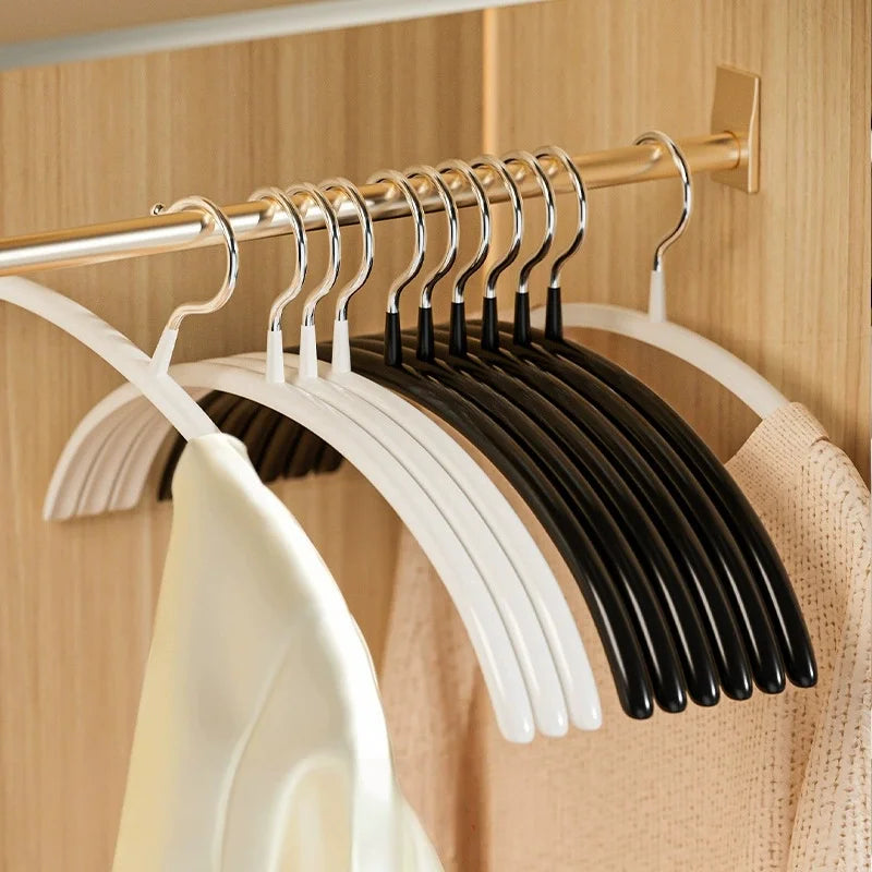 10-Pack Non-Slip Metal Clothes Hangers – Space-Saving Closet Organizer Clothes Hangers Babs