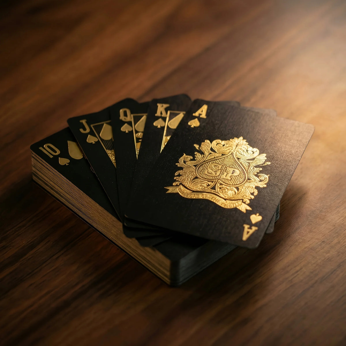 Tear-Resistant Playing Cards – Gold Foil Heart Design & Storage Box Playing Card Deck Babs