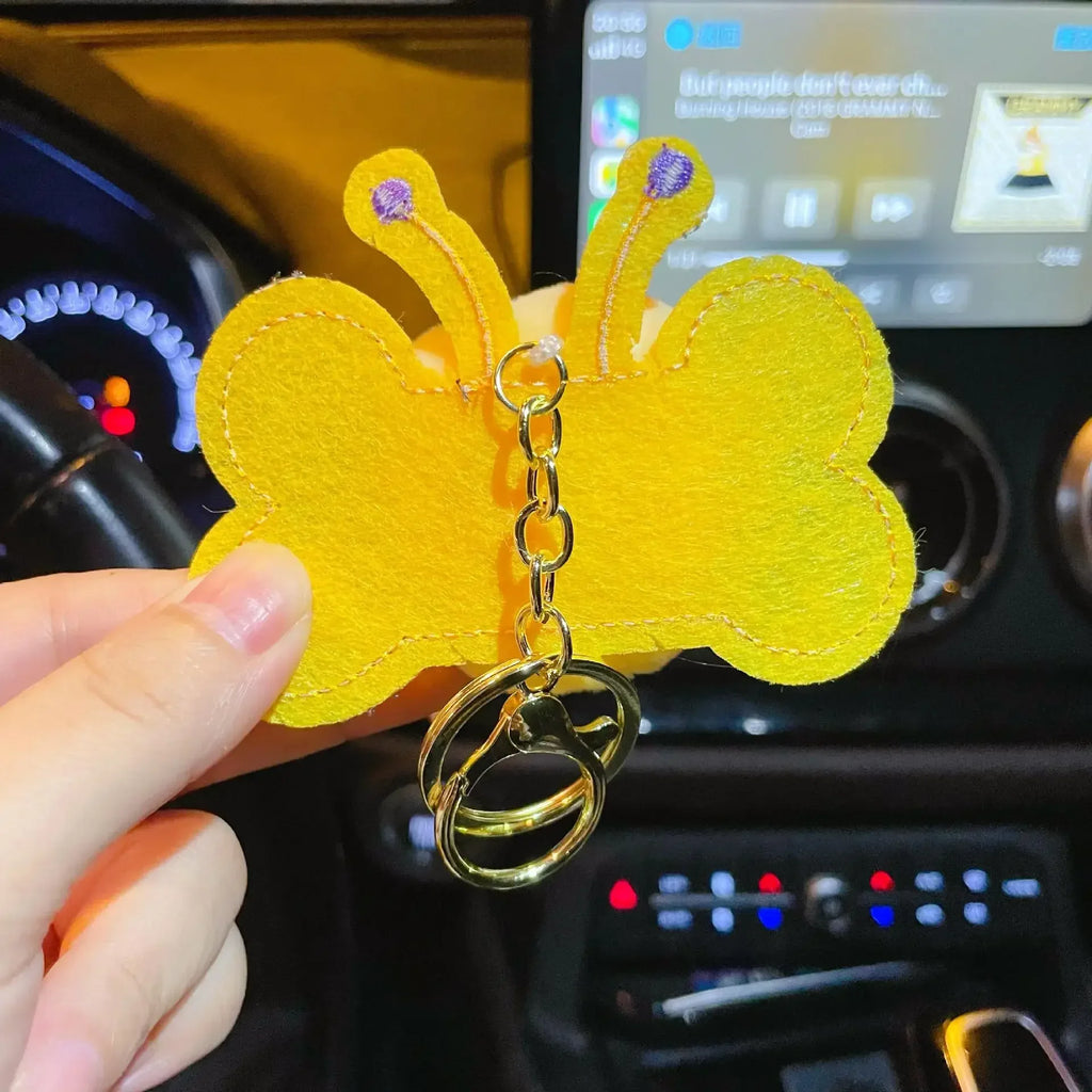 Cute Plush Bee Keychain – Soft Doll Pendant for Bags & Keys Plush Keychain Charm Babs
