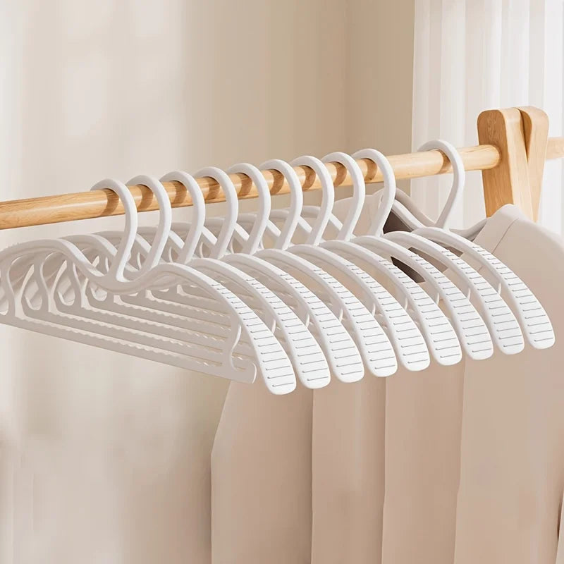 10-Pack Wide Shoulder Non-Slip Clothes Hangers | Space Saving Clothes Hangers Babs