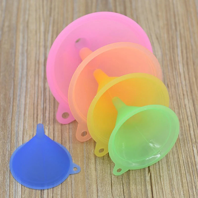 5-Piece Colorful Multi-Size Kitchen Funnel Set – Oil & Juice Kitchen Funnel Set Babs