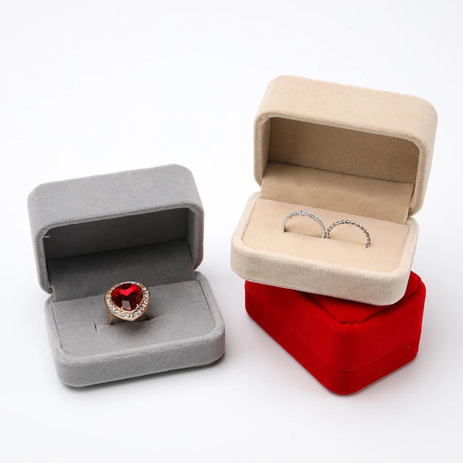Vintage Velvet Double Slot Ring Box – Engagement & Wedding Velvet Ring Box Babs